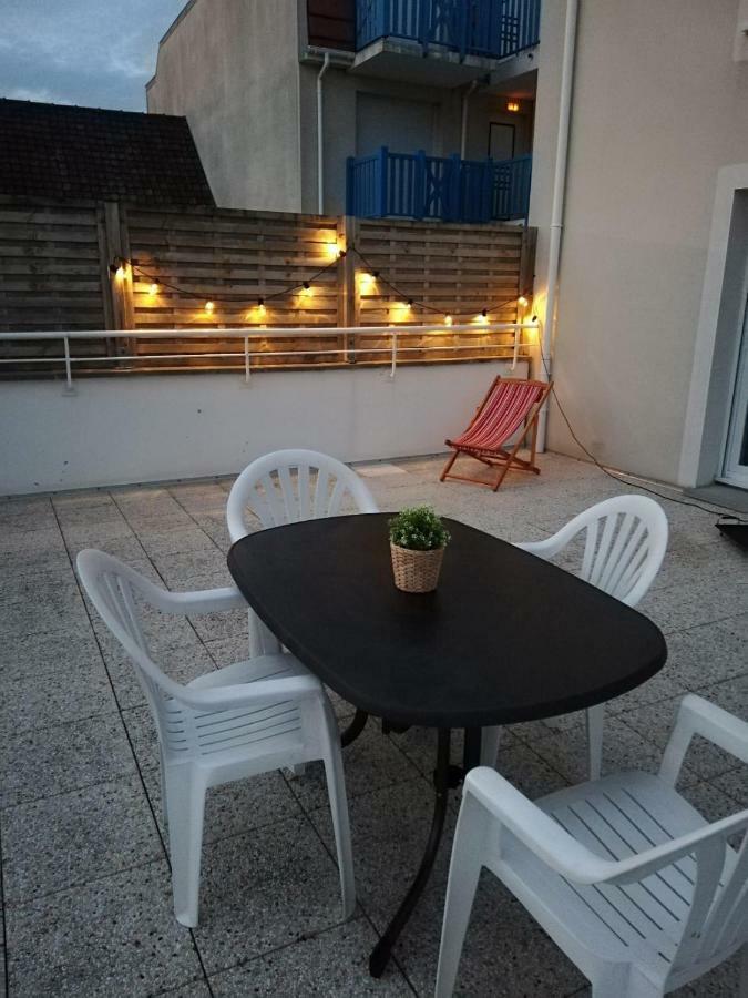 Ferienwohnung Vie De Famille Camiers Exterior foto